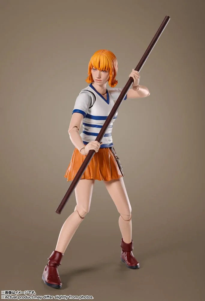 One Piece Live Action S.H. Figuarts Action Figure Nami 15 Cm - One Piece Figures