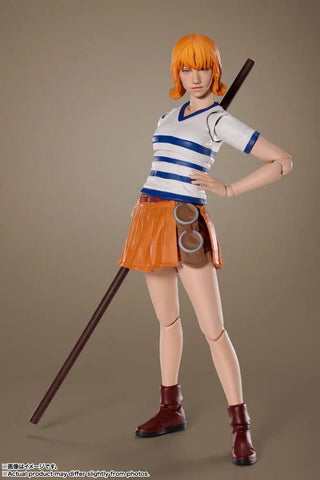 One Piece Live Action S.H. Figuarts Action Figure Nami 15 Cm - One Piece Figures