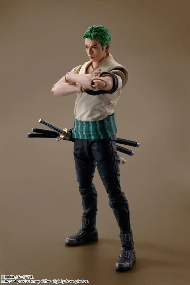 One Piece S.H. Figuarts Action Figure Roronoa Zoro (Netflix) 14 Cm - One Piece Figures