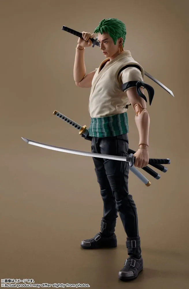 One Piece S.H. Figuarts Action Figure Roronoa Zoro (Netflix) 14 Cm - One Piece Figures